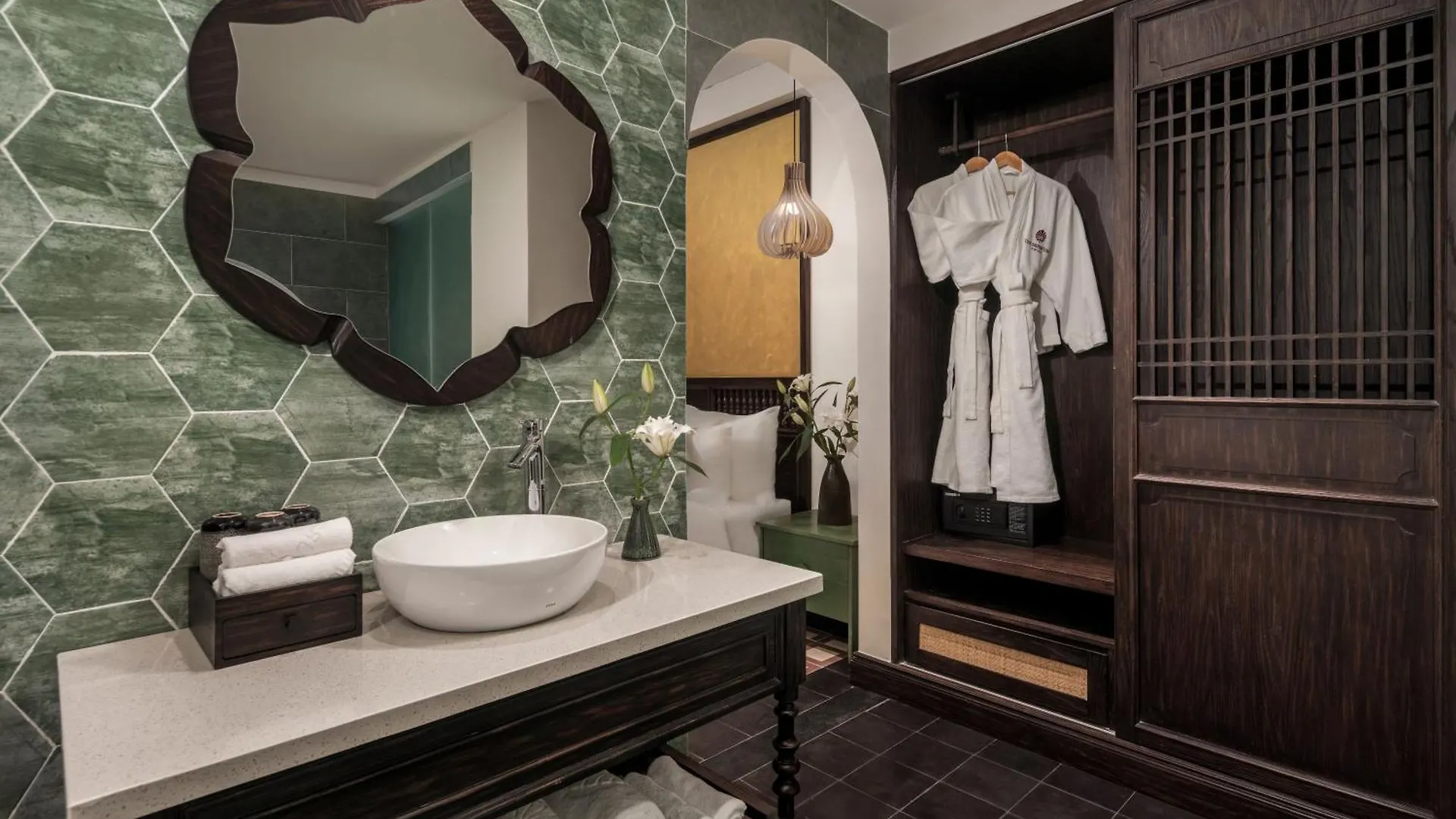 ***** Hotel The Signature Hoi An Vietnam